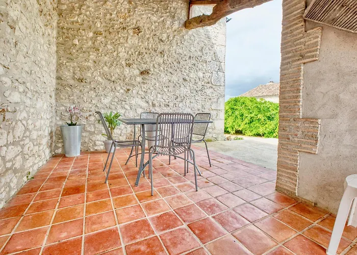 Дом отдыха Le Chai